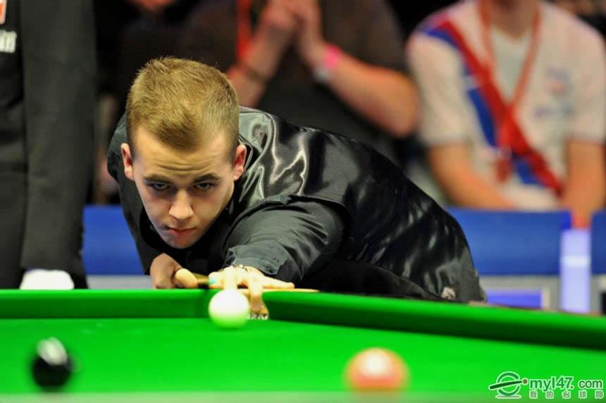 在足球比赛 在足球比赛