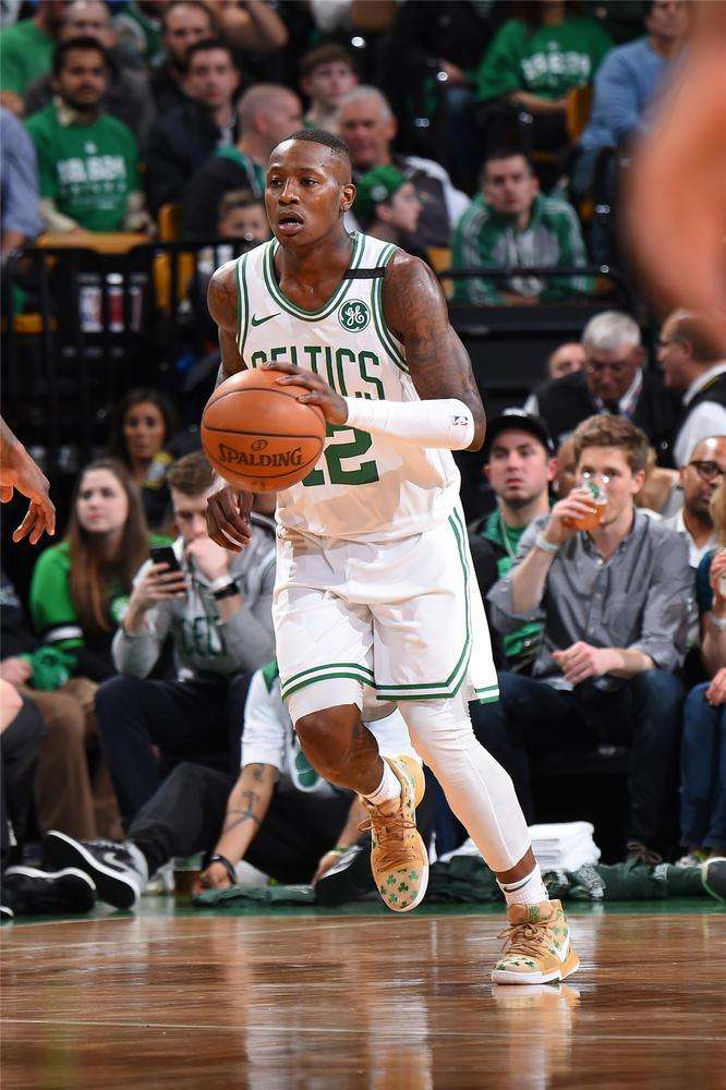 也能观察替 也能观察替