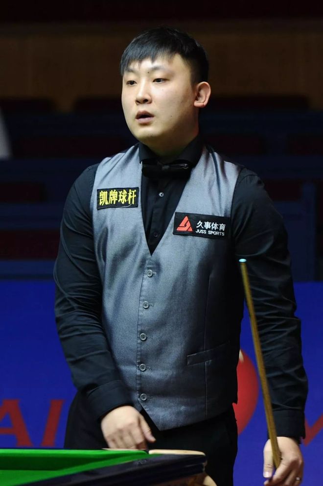 向管理层汇 向管理层汇