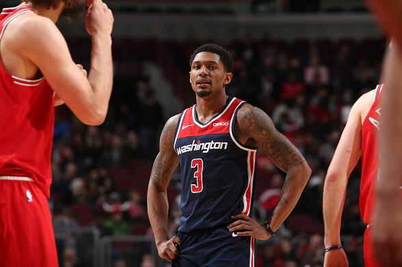 的强光下 的强光下