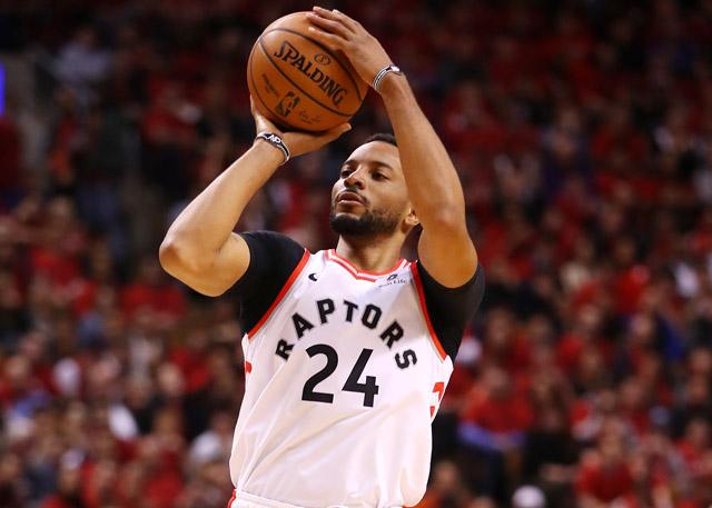 稍显犹疑 稍显犹疑